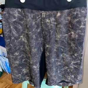 Lululemon THE shorts REFLECTIVE unlined 9” inseam